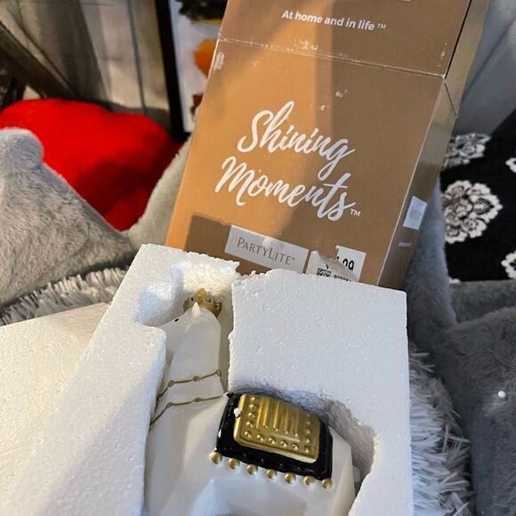 Partylite retired origami llama tea light holder/decor candle gold - Picture 4 of 5